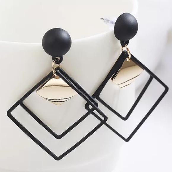 NEW!💙💎MODERN💛GOLDEN🖤BLACK🖤SQUARE💛DROPS💎💙 - Picture 6 of 7